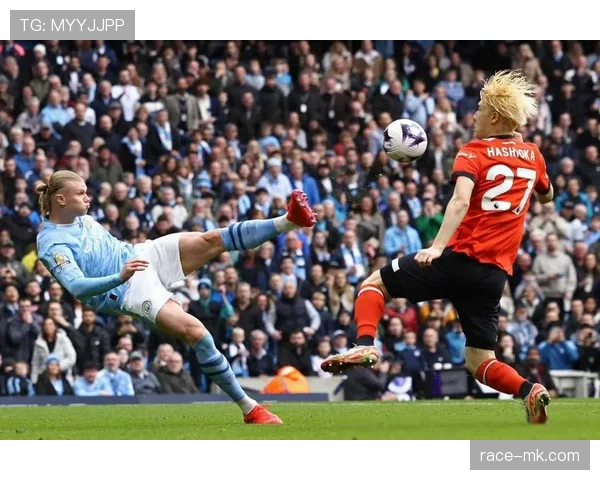 哈兰德延续身体素质统治力，速度与力量再显锋线霸主本色