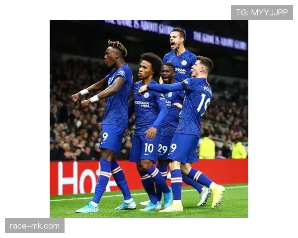 南安普顿状态回暖，英超赛场表现稳健引关注